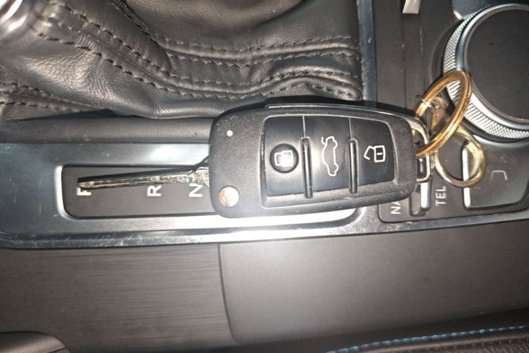 Audi A3 2019 car image #9