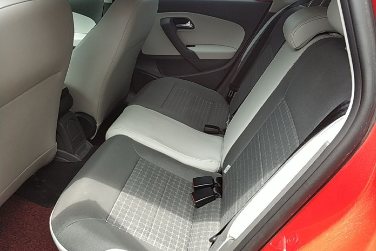 Volkswagen Polo 2014 #17 Volkswagen Polo 2014 car image #17