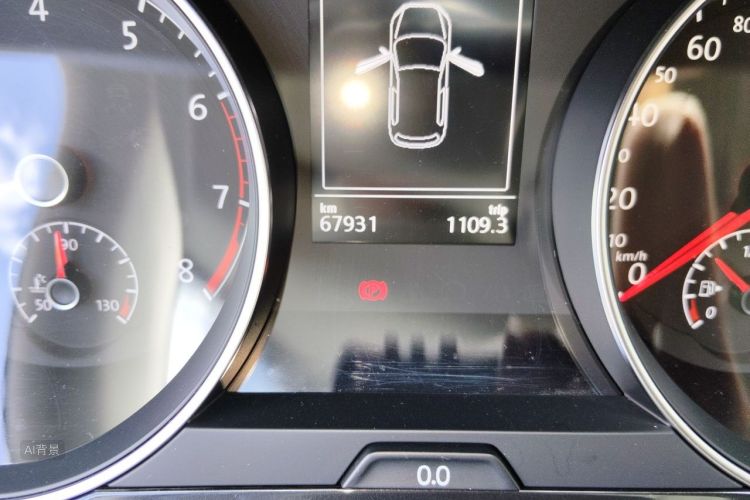 Volkswagen Golf 2020 car image #14