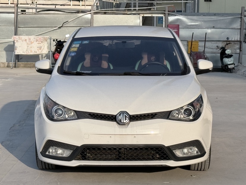 MG 5 2015 #2 MG 5 2015 car image #2