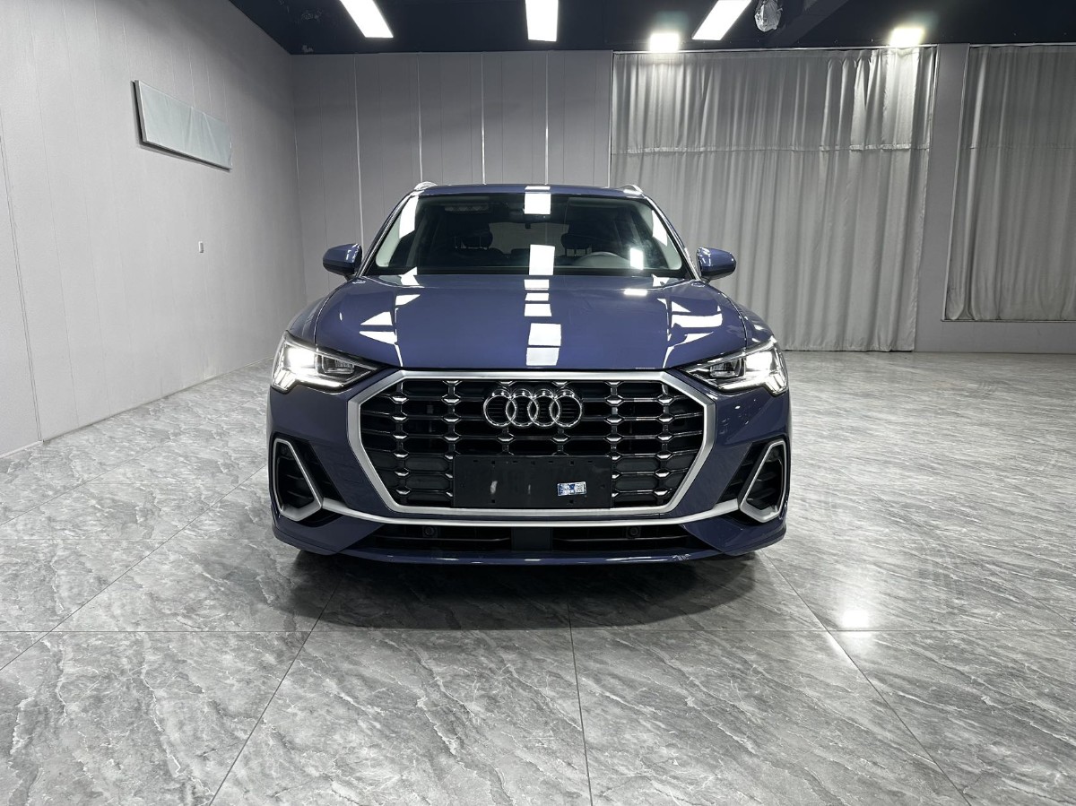 Audi Q3 2022 #2 Audi Q3 2022 car image #2