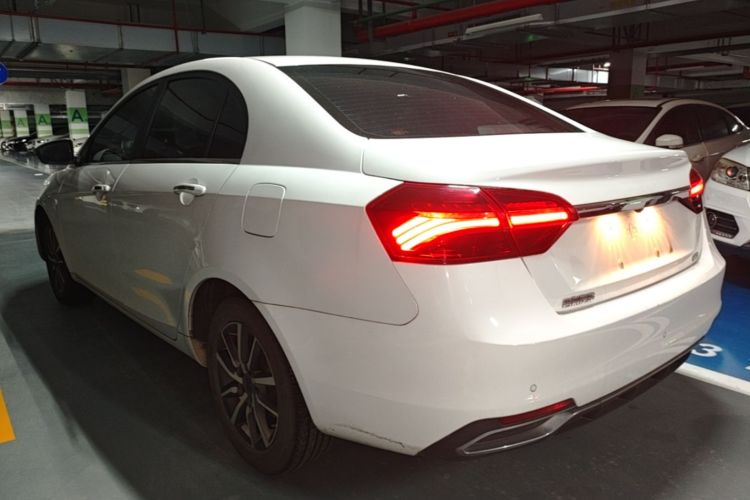 GEELY Emgrand 2020 #5 GEELY Emgrand 2020 car image #5