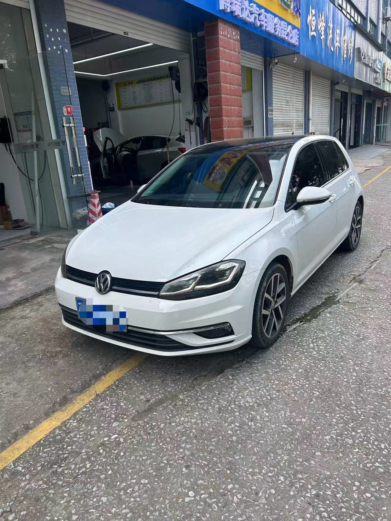 Volkswagen Golf 2020 Volkswagen Golf 2020 car image