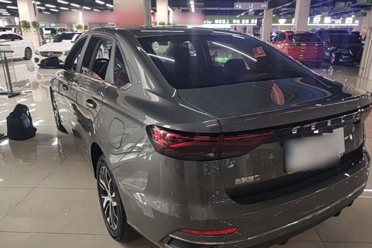 GEELY Emgrand 2024 car image #5