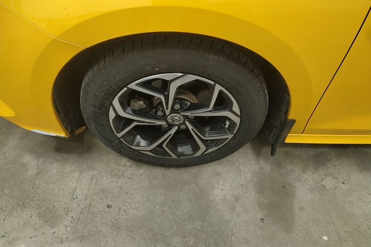 MG 5 2021 car image #9