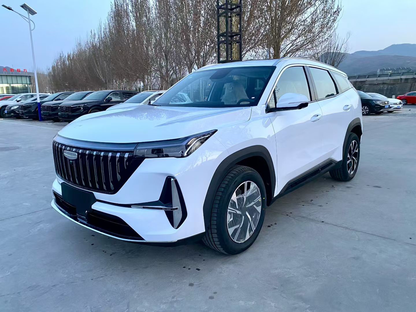 GEELY Boyue L 2026 car image 