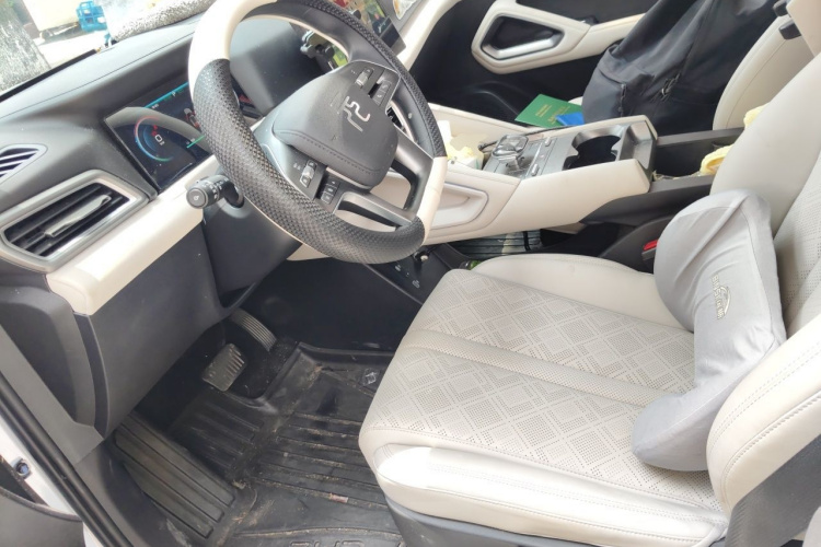 BYD YuanUP 2024 #15 BYD YuanUP 2024 car image #15