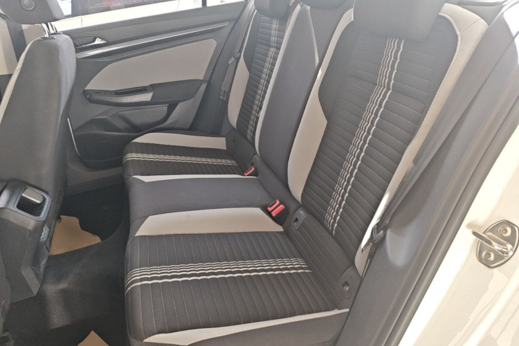 Volkswagen Bora 2024 #17 Volkswagen Bora 2024 изображение автомобиля #17