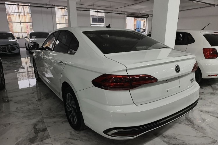 Volkswagen Bora 2023 car image #7