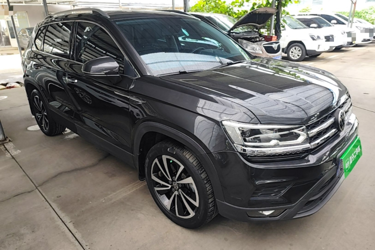 Volkswagen Tharu 2022 car image #4