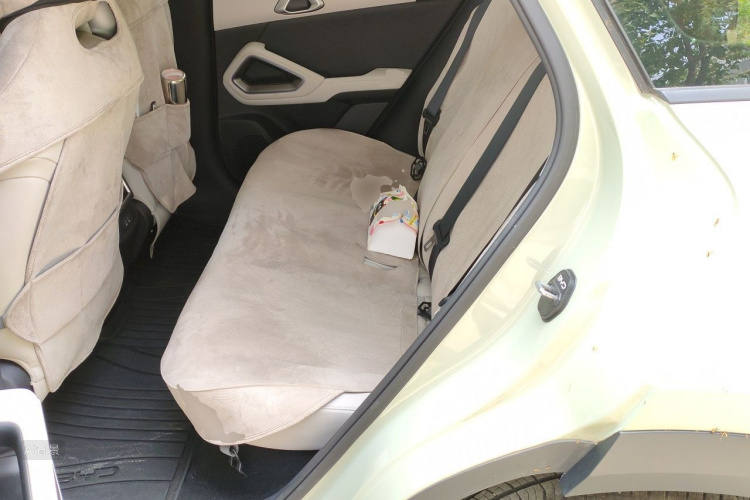 BYD YuanUP 2025 #19 BYD YuanUP 2025 car image #19
