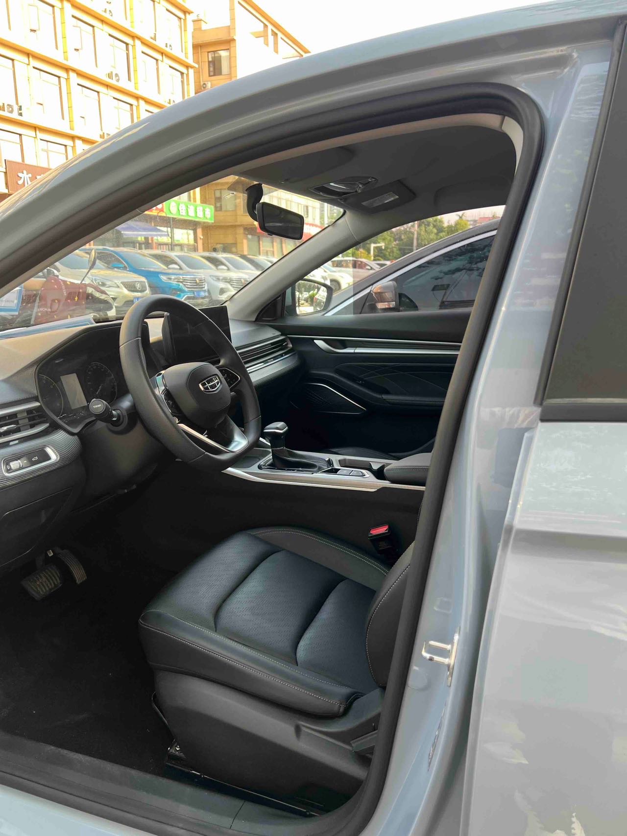 GEELY Emgrand 2023 car image #8