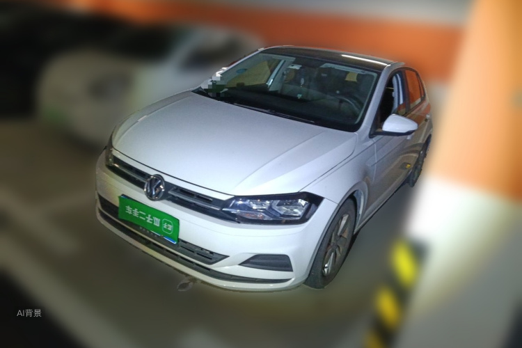 Volkswagen Polo 2020 car image #2