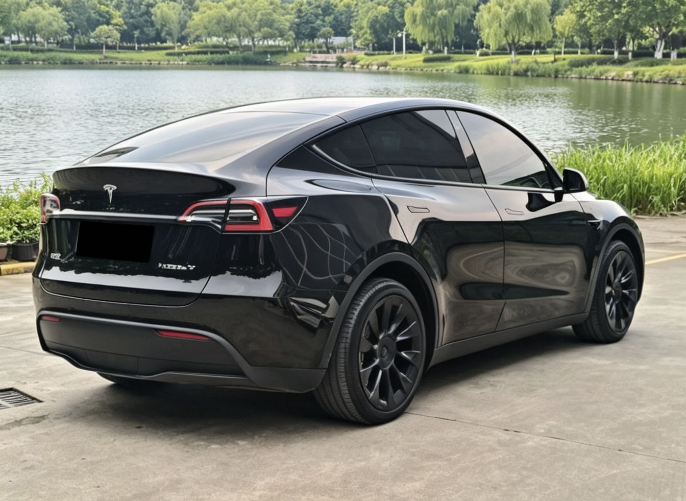 Tesla Model Y 2022 #9 Tesla Model Y 2022 car image #9