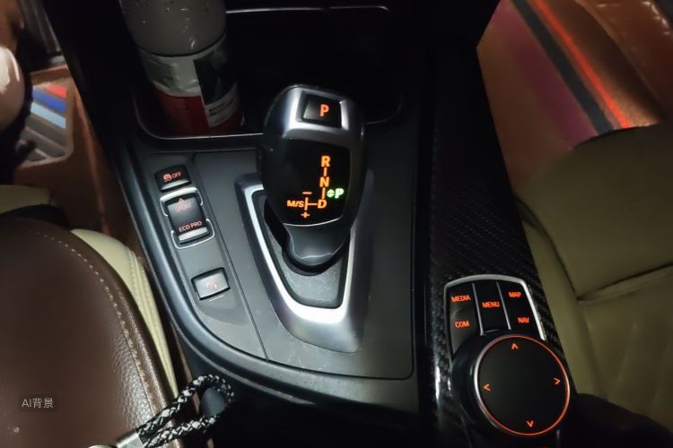 BMW 3 Series 2019 #16 BMW 3 Series 2019 car image #16
