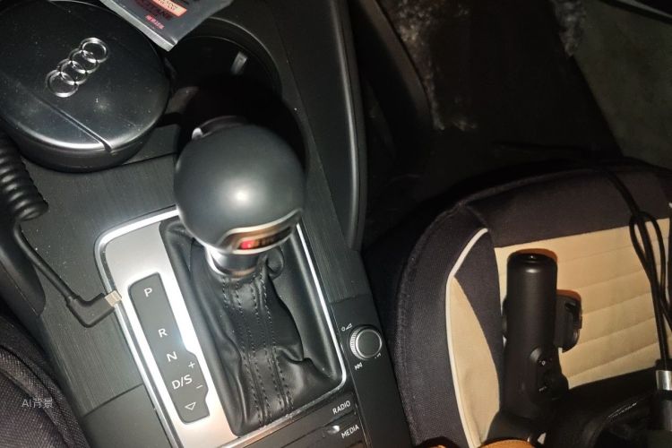 Audi A3 2018 car image #16