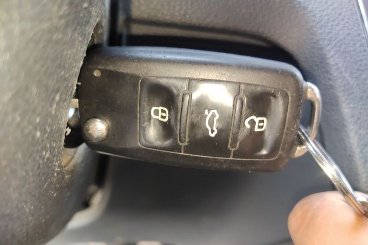 Volkswagen Santana 2018 صورة سيارة #11