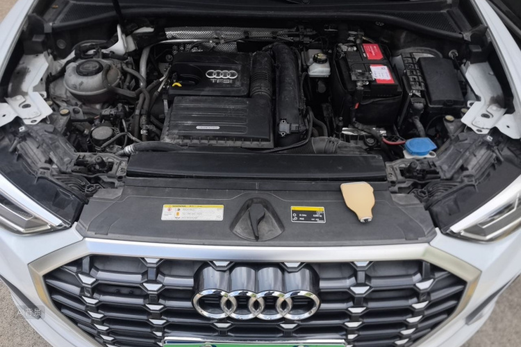 Audi Q3 2019 #22 Audi Q3 2019 car image #22