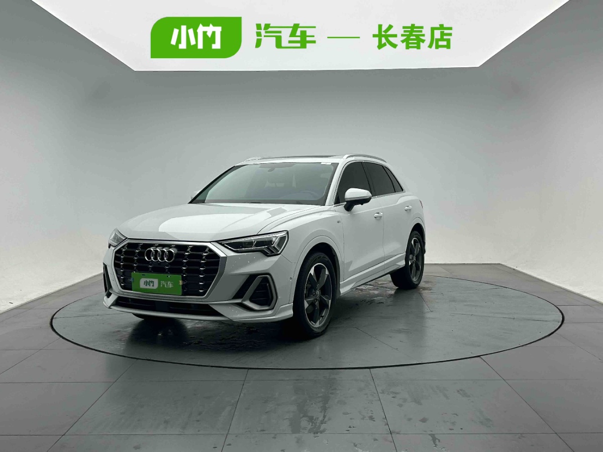 Audi Q3 2022 Audi Q3 2022 car image