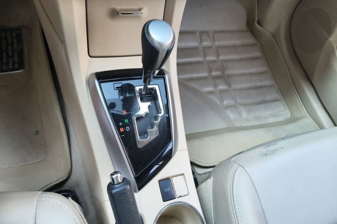 Toyota Corolla 2014 immagine di auto #27