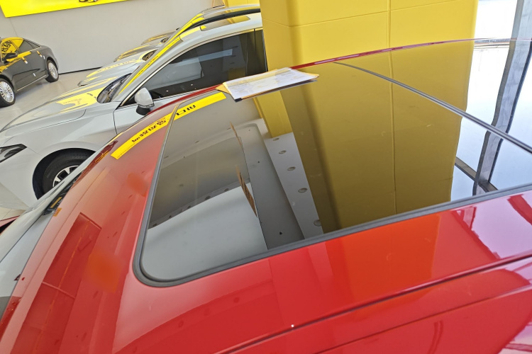BMW 3 Series 2020 car image #25
