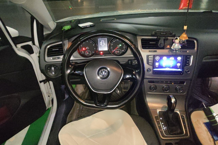 Volkswagen Golf 2015 #11 Volkswagen Golf 2015 car image #11