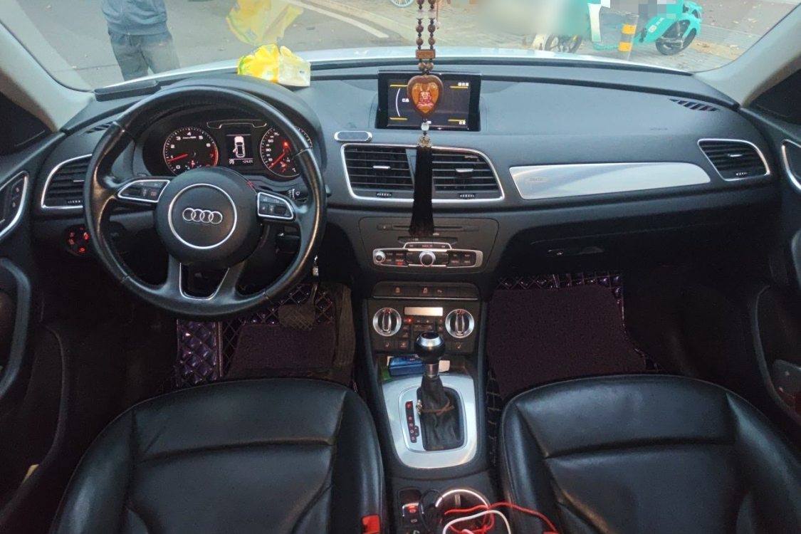 Audi Q3 2015 image de voiture #21