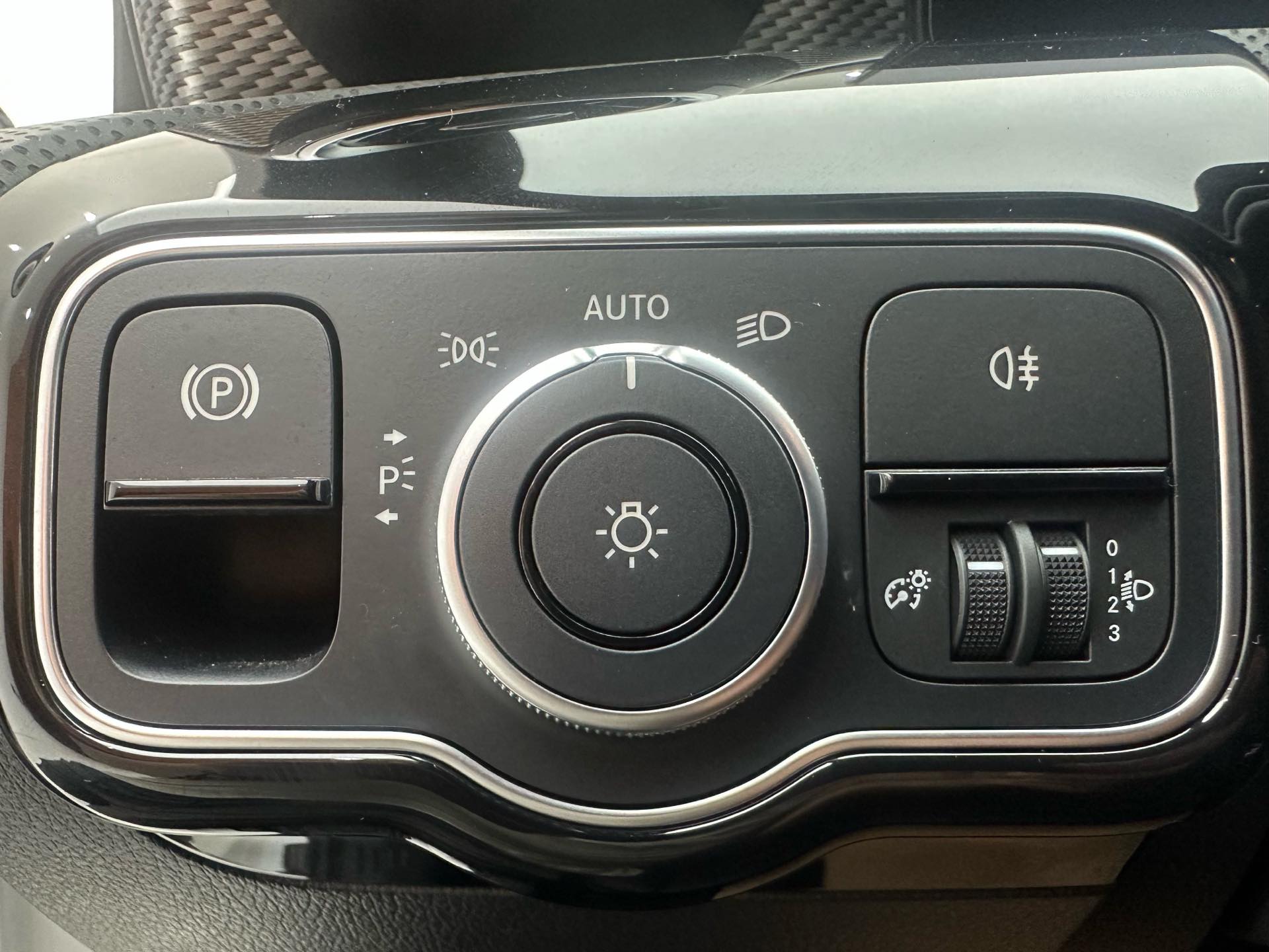 GEELY Vision X6 2023 car image #20