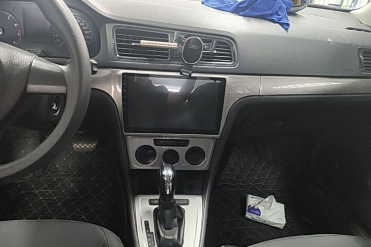 Volkswagen Lavida 2017 car image #13