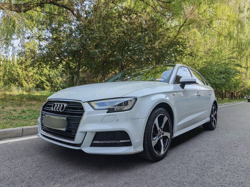 2019 2019 car image