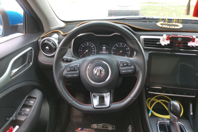 MG ZS 2019 car image #12