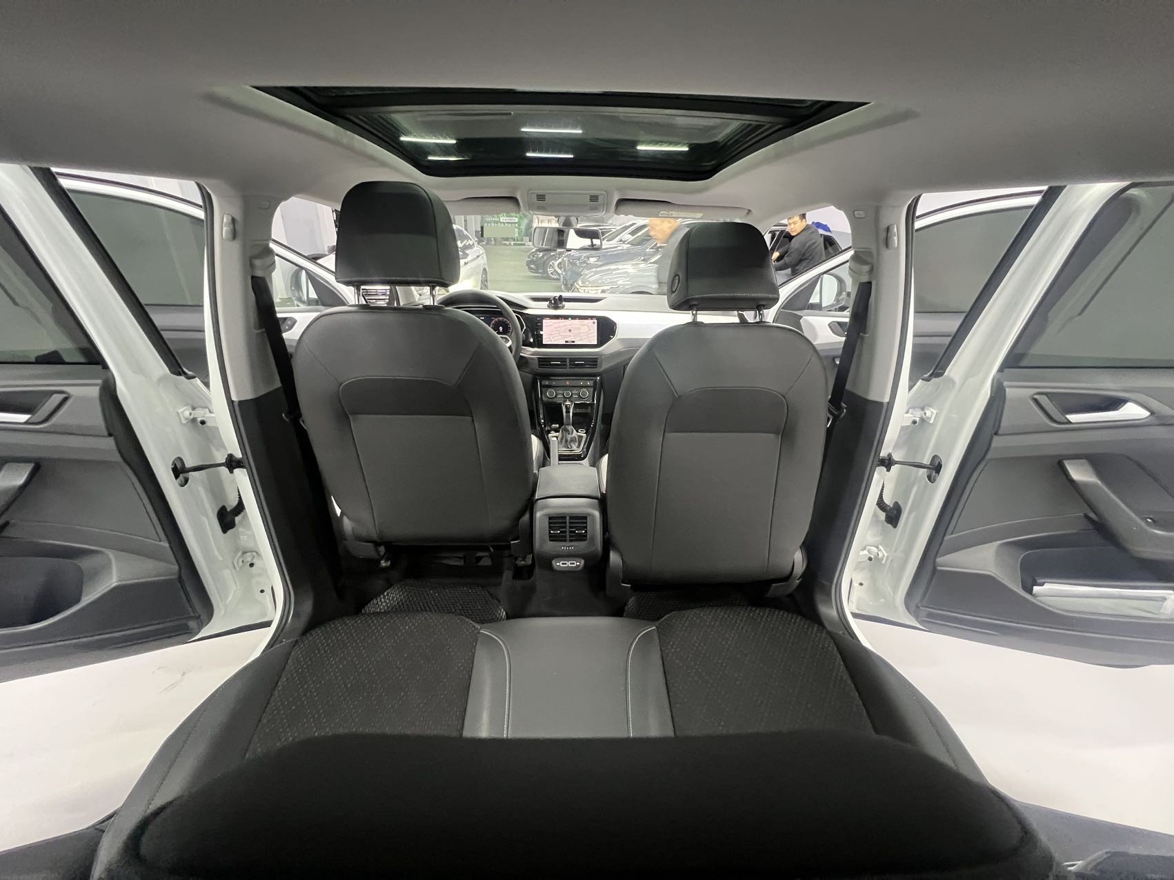 2024 #19 2024 imagen de coche #19