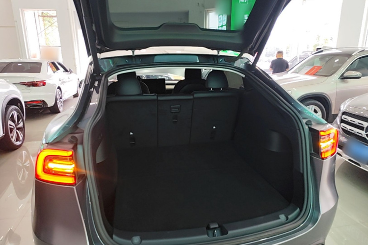 Tesla Model Y 2021 #19 Tesla Model Y 2021 immagine di auto #19
