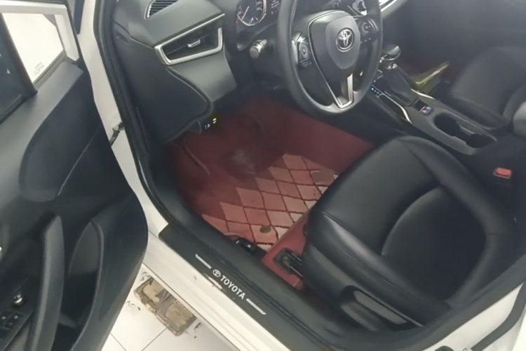 Toyota Corolla 2019 immagine di auto #12