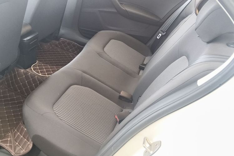Volkswagen Santana 2021 car image #17