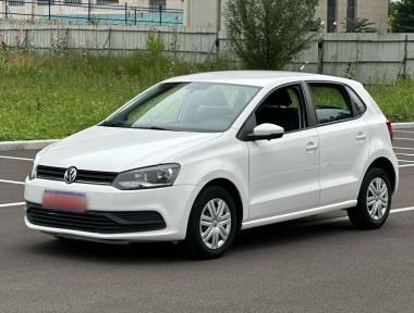 Volkswagen Polo 2018 car image 