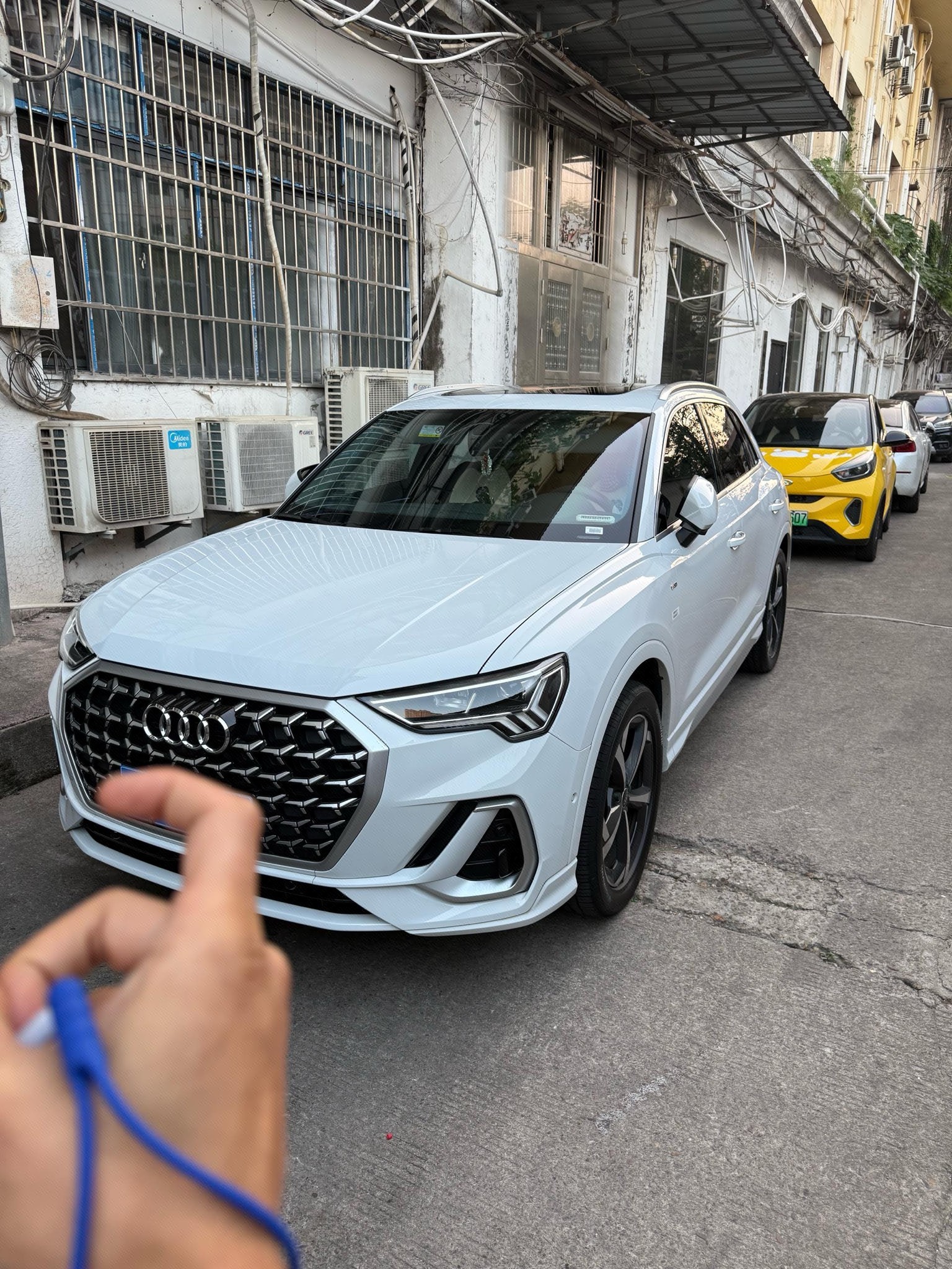2025 2025 car image