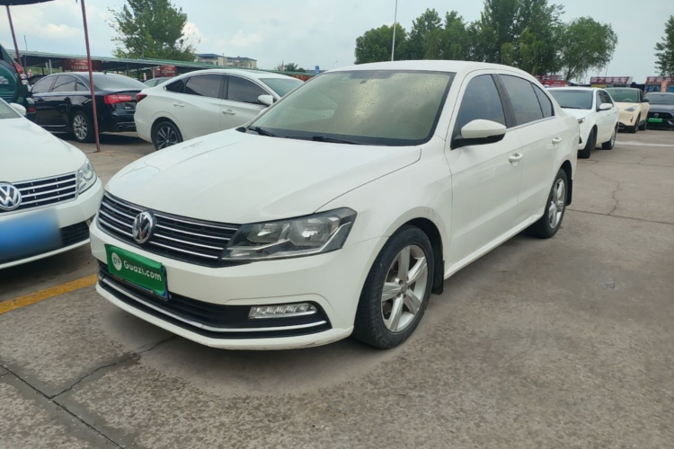 Volkswagen Lavida 2019 car image #2