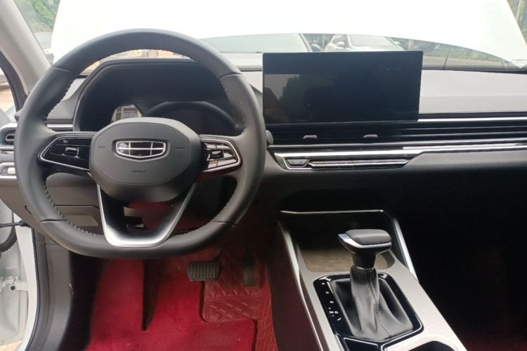 GEELY Emgrand 2024 image de voiture #10