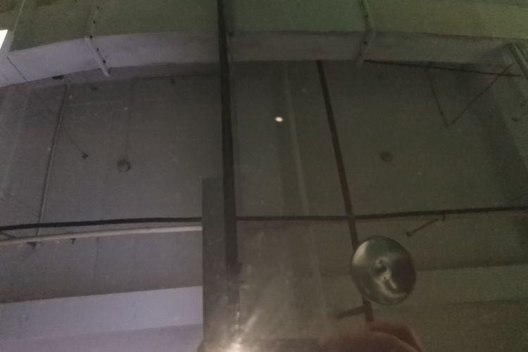 Tesla Model 3 2023 car image #24