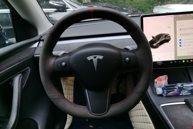 Tesla Model Y 2021 #11 Tesla Model Y 2021 car image #11