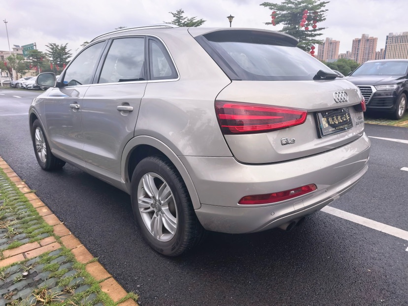 Audi Q3 2013 #6 Audi Q3 2013 car image #6