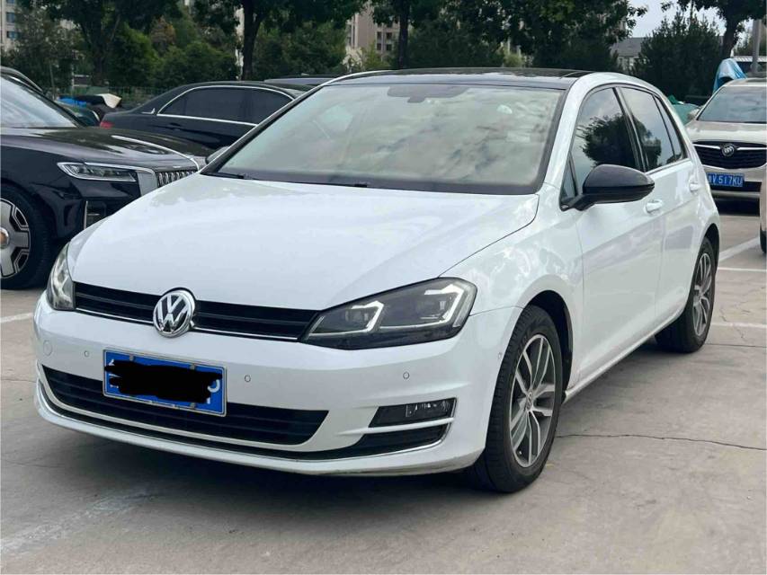 Volkswagen Golf 2018 car image 