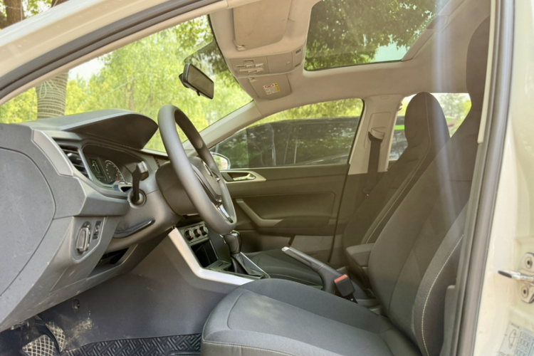 Volkswagen Polo 2019 #11 Volkswagen Polo 2019 car image #11