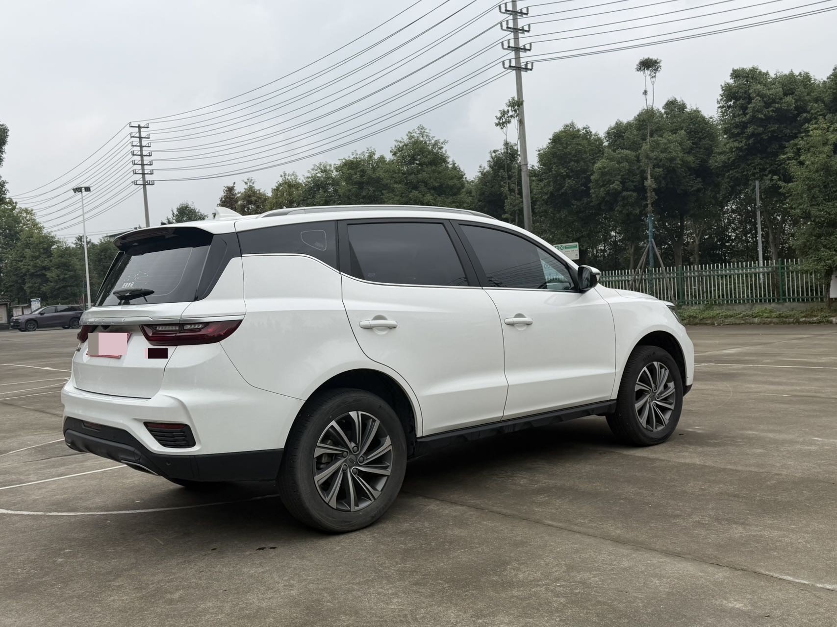 GEELY Vision X6 2021 #4 GEELY Vision X6 2021 car image #4