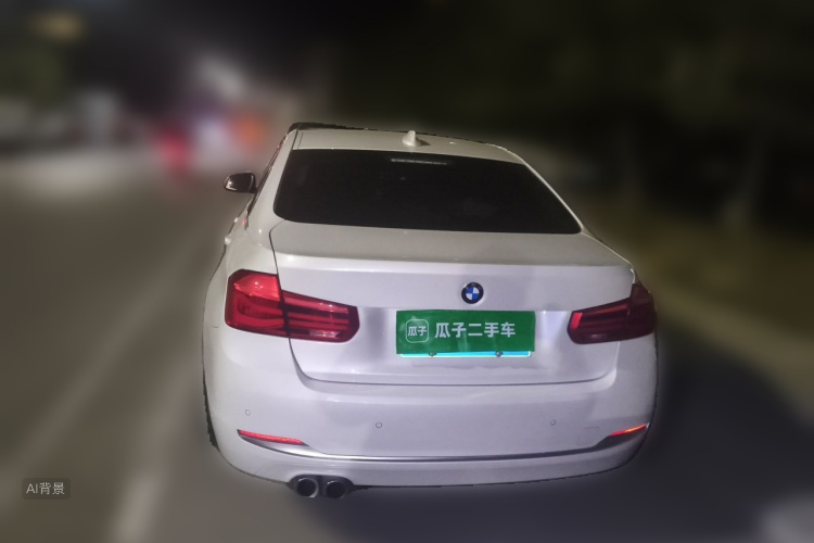 BMW 3 Series 2018 immagine di auto #6