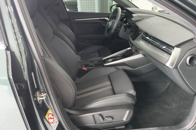 Audi A3 2021 car image #24