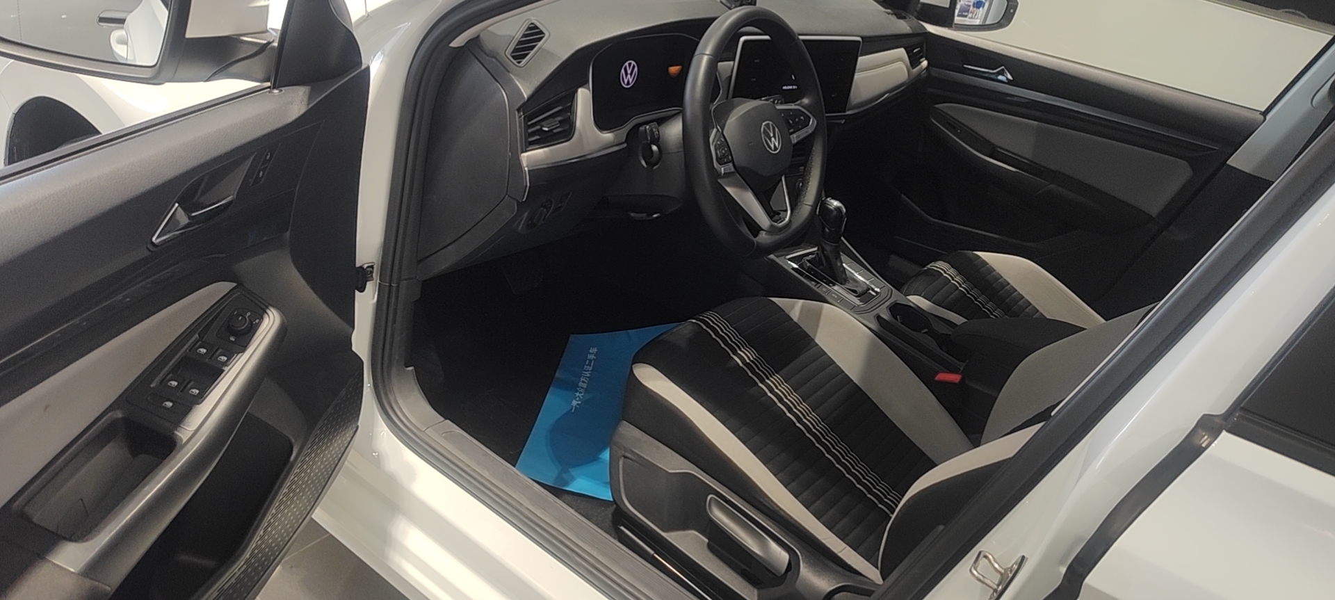 Volkswagen Bora 2024 immagine di auto #4