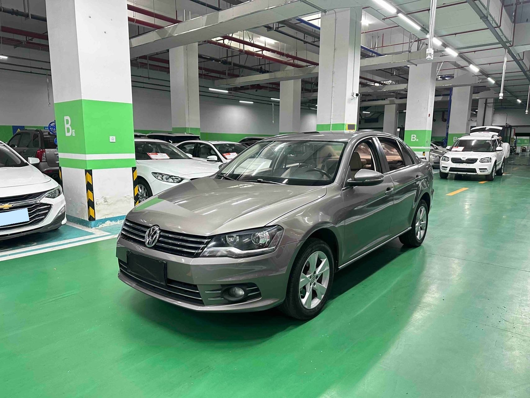Volkswagen Bora 2015 Volkswagen Bora 2015 car image