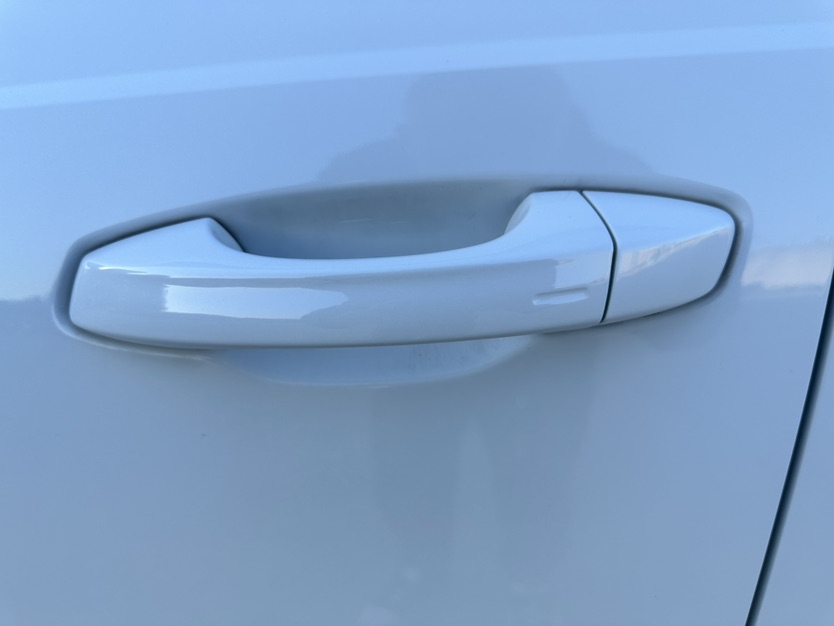 Audi Q3 2023 car image #8
